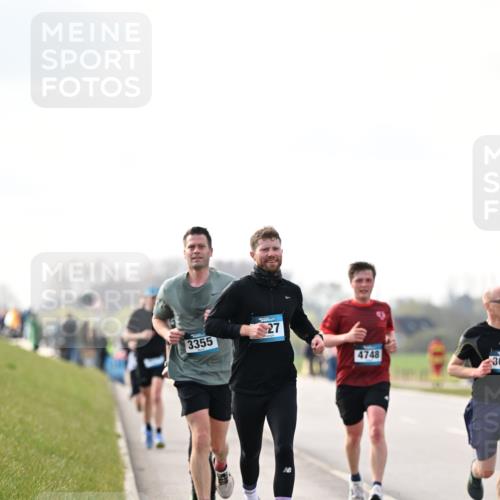 12.04.2026 - 45. Internationalen Wilhelmsburger Insellauf Dr. Thomas Lammeyer http://msf.ph/oto/9440878 12.04.2026 10:06:17 Laufen 3355, 27, 4748, 30 meine-sportfotos.de