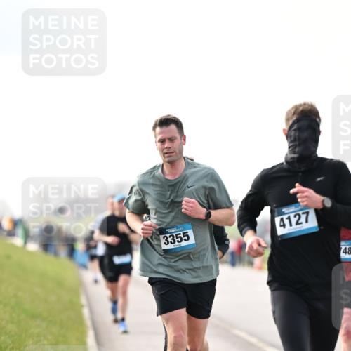 12.04.2026 - 45. Internationalen Wilhelmsburger Insellauf Dr. Thomas Lammeyer http://msf.ph/oto/9440890 12.04.2026 10:06:19 Laufen 3355, 4127, 748 meine-sportfotos.de