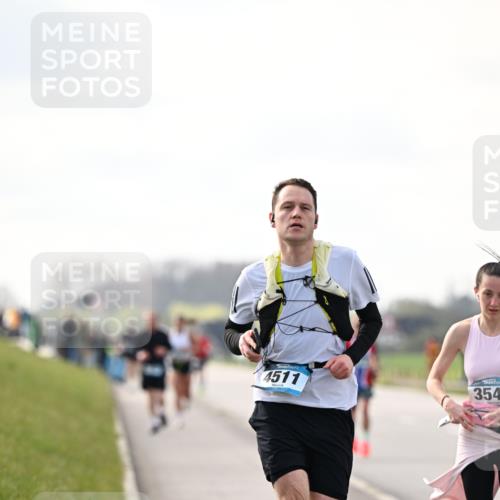 12.04.2026 - 45. Internationalen Wilhelmsburger Insellauf Dr. Thomas Lammeyer http://msf.ph/oto/9440927 12.04.2026 10:06:26 Laufen 4511, 354 meine-sportfotos.de
