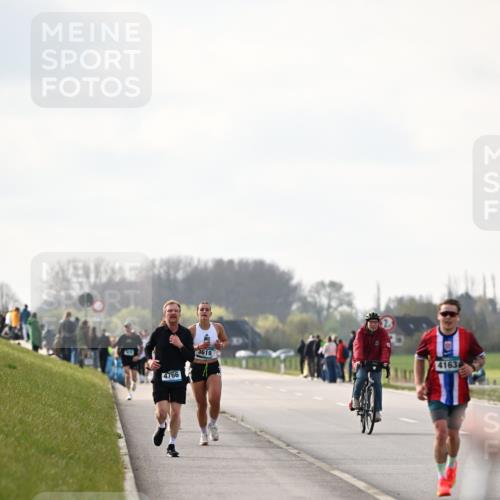12.04.2026 - 45. Internationalen Wilhelmsburger Insellauf Dr. Thomas Lammeyer http://msf.ph/oto/9440941 12.04.2026 10:06:29 Laufen 4766, 3619, 4163 meine-sportfotos.de