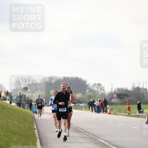 12.04.2026 - 45. Internationalen Wilhelmsburger Insellauf Dr. Thomas Lammeyer http://msf.ph/oto/9440951 12.04.2026 10:06:31 Laufen 434, 4766 meine-sportfotos.de
