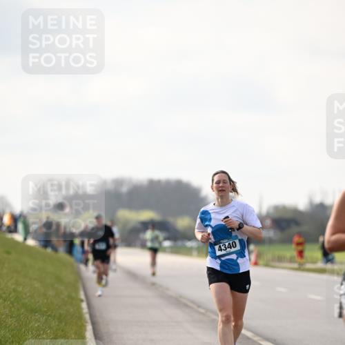 12.04.2026 - 45. Internationalen Wilhelmsburger Insellauf Dr. Thomas Lammeyer http://msf.ph/oto/9440995 12.04.2026 10:06:38 Laufen 4340 meine-sportfotos.de