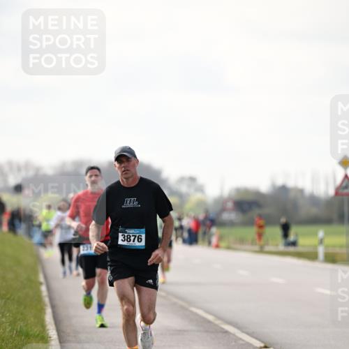 12.04.2026 - 45. Internationalen Wilhelmsburger Insellauf Dr. Thomas Lammeyer http://msf.ph/oto/9441028 12.04.2026 10:06:48 Laufen 231, 3876 meine-sportfotos.de