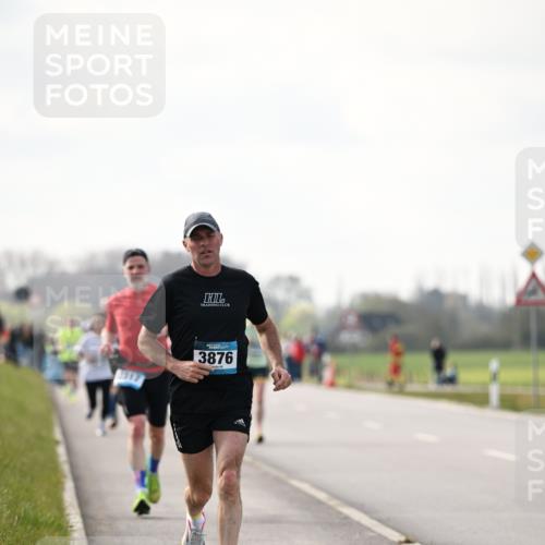 12.04.2026 - 45. Internationalen Wilhelmsburger Insellauf Dr. Thomas Lammeyer http://msf.ph/oto/9441030 12.04.2026 10:06:48 Laufen 7317, 3876 meine-sportfotos.de