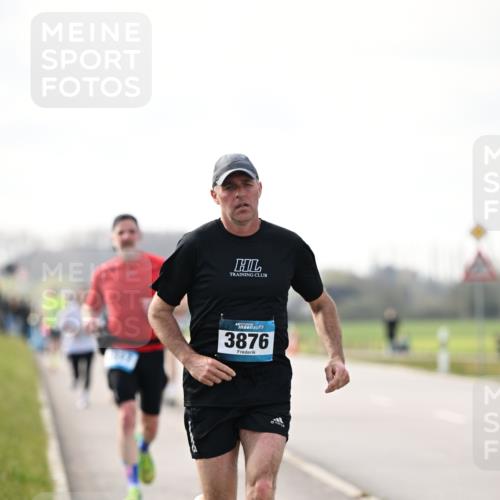 12.04.2026 - 45. Internationalen Wilhelmsburger Insellauf Dr. Thomas Lammeyer http://msf.ph/oto/9441041 12.04.2026 10:06:49 Laufen 3876 meine-sportfotos.de