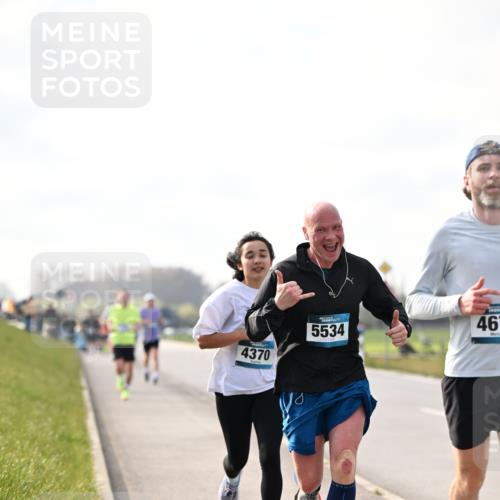 12.04.2026 - 45. Internationalen Wilhelmsburger Insellauf Dr. Thomas Lammeyer http://msf.ph/oto/9441086 12.04.2026 10:07:00 Laufen 4370, 5534, 46 meine-sportfotos.de