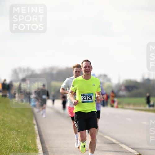 12.04.2026 - 45. Internationalen Wilhelmsburger Insellauf Dr. Thomas Lammeyer http://msf.ph/oto/9441107 12.04.2026 10:07:05 Laufen 2325 meine-sportfotos.de