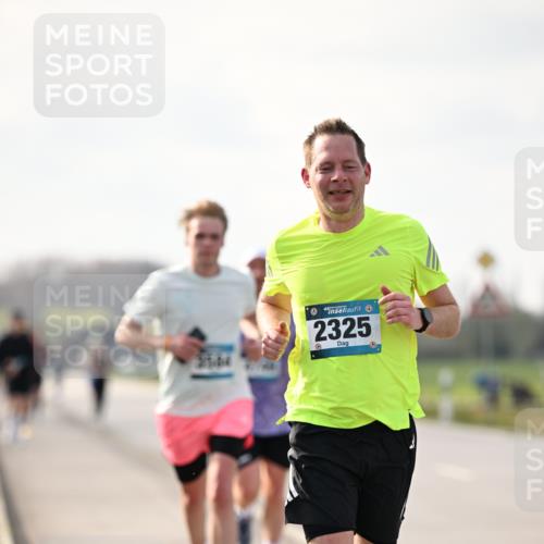 12.04.2026 - 45. Internationalen Wilhelmsburger Insellauf Dr. Thomas Lammeyer http://msf.ph/oto/9441123 12.04.2026 10:07:08 Laufen 2325 meine-sportfotos.de
