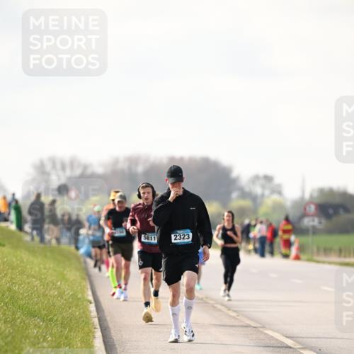 12.04.2026 - 45. Internationalen Wilhelmsburger Insellauf Dr. Thomas Lammeyer http://msf.ph/oto/9441144 12.04.2026 10:07:15 Laufen 5811, 2323 meine-sportfotos.de