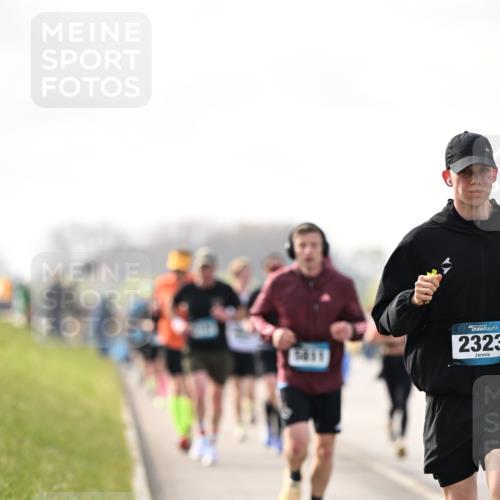 12.04.2026 - 45. Internationalen Wilhelmsburger Insellauf Dr. Thomas Lammeyer http://msf.ph/oto/9441164 12.04.2026 10:07:19 Laufen 1411, 2323 meine-sportfotos.de