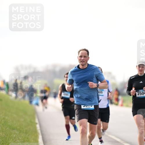 12.04.2026 - 45. Internationalen Wilhelmsburger Insellauf Dr. Thomas Lammeyer http://msf.ph/oto/9441250 12.04.2026 10:07:39 Laufen 05, 2504 meine-sportfotos.de