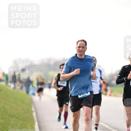 12.04.2026 - 45. Internationalen Wilhelmsburger Insellauf Dr. Thomas Lammeyer http://msf.ph/oto/9441252 12.04.2026 10:07:39 Laufen  meine-sportfotos.de
