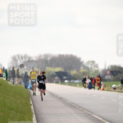 12.04.2026 - 45. Internationalen Wilhelmsburger Insellauf Dr. Thomas Lammeyer http://msf.ph/oto/9441286 12.04.2026 10:07:45 Laufen  meine-sportfotos.de