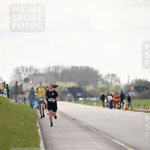 12.04.2026 - 45. Internationalen Wilhelmsburger Insellauf Dr. Thomas Lammeyer http://msf.ph/oto/9441301 12.04.2026 10:07:48 Laufen 2402, 3296, 2 meine-sportfotos.de