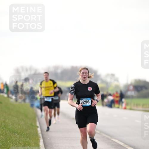 12.04.2026 - 45. Internationalen Wilhelmsburger Insellauf Dr. Thomas Lammeyer http://msf.ph/oto/9441308 12.04.2026 10:07:56 Laufen 3296 meine-sportfotos.de