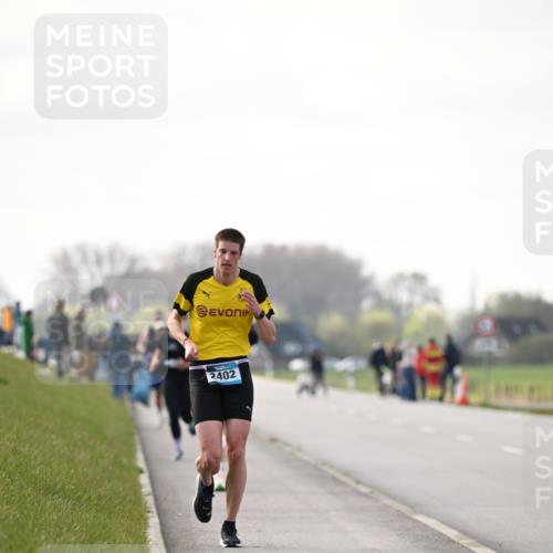 12.04.2026 - 45. Internationalen Wilhelmsburger Insellauf Dr. Thomas Lammeyer http://msf.ph/oto/9441337 12.04.2026 10:08:00 Laufen 2402 meine-sportfotos.de