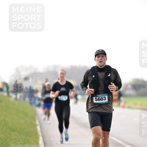 12.04.2026 - 45. Internationalen Wilhelmsburger Insellauf Dr. Thomas Lammeyer http://msf.ph/oto/9441382 12.04.2026 10:08:08 Laufen 5603 meine-sportfotos.de