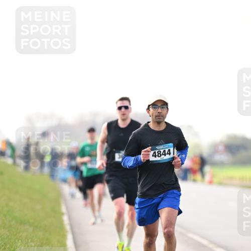 12.04.2026 - 45. Internationalen Wilhelmsburger Insellauf Dr. Thomas Lammeyer http://msf.ph/oto/9441439 12.04.2026 10:08:17 Laufen 4844 meine-sportfotos.de
