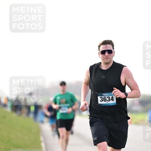 12.04.2026 - 45. Internationalen Wilhelmsburger Insellauf Dr. Thomas Lammeyer http://msf.ph/oto/9441454 12.04.2026 10:08:20 Laufen 3634 meine-sportfotos.de