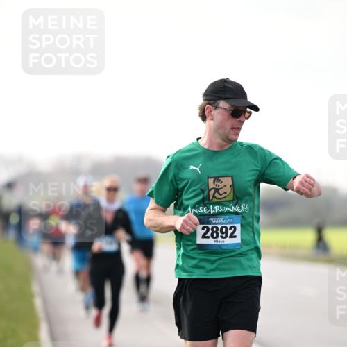 12.04.2026 - 45. Internationalen Wilhelmsburger Insellauf Dr. Thomas Lammeyer http://msf.ph/oto/9441481 12.04.2026 10:08:25 Laufen 2892 meine-sportfotos.de