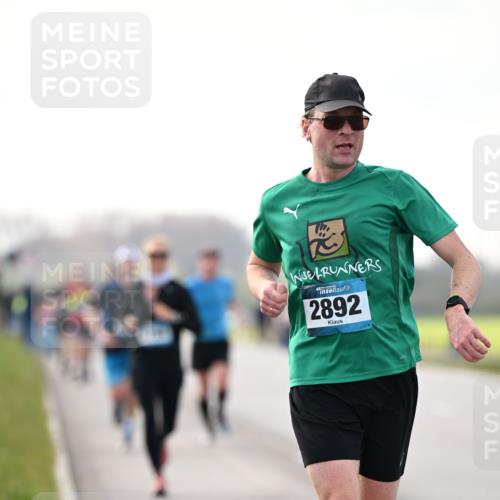 12.04.2026 - 45. Internationalen Wilhelmsburger Insellauf Dr. Thomas Lammeyer http://msf.ph/oto/9441483 12.04.2026 10:08:25 Laufen 2892 meine-sportfotos.de