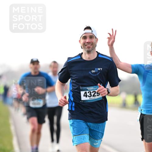 12.04.2026 - 45. Internationalen Wilhelmsburger Insellauf Dr. Thomas Lammeyer http://msf.ph/oto/9441498 12.04.2026 10:08:32 Laufen 4329 meine-sportfotos.de