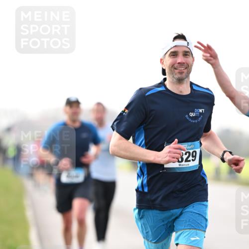 12.04.2026 - 45. Internationalen Wilhelmsburger Insellauf Dr. Thomas Lammeyer http://msf.ph/oto/9441499 12.04.2026 10:08:32 Laufen 609, 329 meine-sportfotos.de