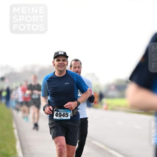 12.04.2026 - 45. Internationalen Wilhelmsburger Insellauf Dr. Thomas Lammeyer http://msf.ph/oto/9441506 12.04.2026 10:08:33 Laufen 4945 meine-sportfotos.de
