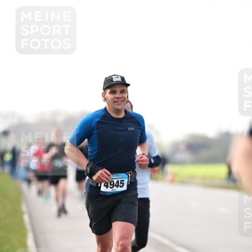 12.04.2026 - 45. Internationalen Wilhelmsburger Insellauf Dr. Thomas Lammeyer http://msf.ph/oto/9441508 12.04.2026 10:08:34 Laufen 4945 meine-sportfotos.de
