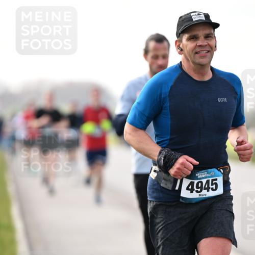 12.04.2026 - 45. Internationalen Wilhelmsburger Insellauf Dr. Thomas Lammeyer http://msf.ph/oto/9441518 12.04.2026 10:08:35 Laufen 45, 4945 meine-sportfotos.de