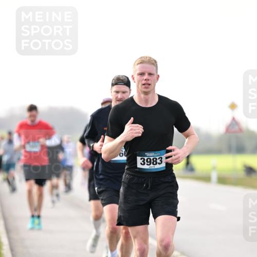 12.04.2026 - 45. Internationalen Wilhelmsburger Insellauf Dr. Thomas Lammeyer http://msf.ph/oto/9441561 12.04.2026 10:08:43 Laufen 3983 meine-sportfotos.de