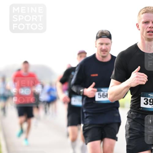 12.04.2026 - 45. Internationalen Wilhelmsburger Insellauf Dr. Thomas Lammeyer http://msf.ph/oto/9441571 12.04.2026 10:08:44 Laufen 561, 45, 39 meine-sportfotos.de