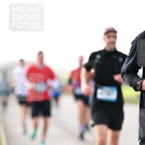 12.04.2026 - 45. Internationalen Wilhelmsburger Insellauf Dr. Thomas Lammeyer http://msf.ph/oto/9441581 12.04.2026 10:08:45 Laufen  meine-sportfotos.de