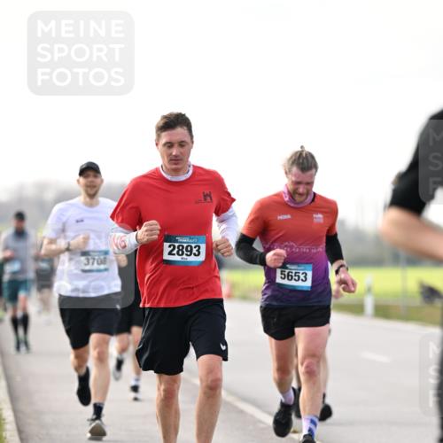 12.04.2026 - 45. Internationalen Wilhelmsburger Insellauf Dr. Thomas Lammeyer http://msf.ph/oto/9441587 12.04.2026 10:08:47 Laufen 3708, 2893, 5653 meine-sportfotos.de