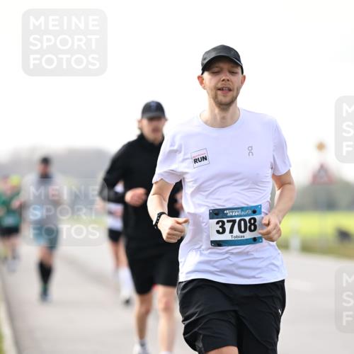 12.04.2026 - 45. Internationalen Wilhelmsburger Insellauf Dr. Thomas Lammeyer http://msf.ph/oto/9441612 12.04.2026 10:08:50 Laufen 3708 meine-sportfotos.de