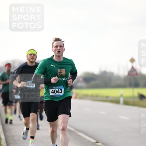 12.04.2026 - 45. Internationalen Wilhelmsburger Insellauf Dr. Thomas Lammeyer http://msf.ph/oto/9441680 12.04.2026 10:09:00 Laufen 2632, 4043 meine-sportfotos.de