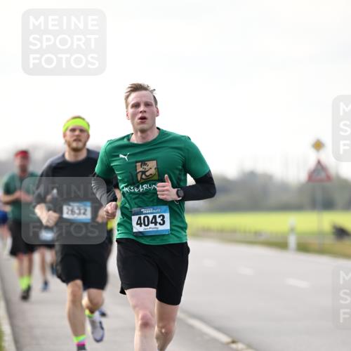 12.04.2026 - 45. Internationalen Wilhelmsburger Insellauf Dr. Thomas Lammeyer http://msf.ph/oto/9441683 12.04.2026 10:09:01 Laufen 2632, 4043 meine-sportfotos.de