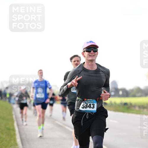 12.04.2026 - 45. Internationalen Wilhelmsburger Insellauf Dr. Thomas Lammeyer http://msf.ph/oto/9441772 12.04.2026 10:09:15 Laufen 45, 5843 meine-sportfotos.de