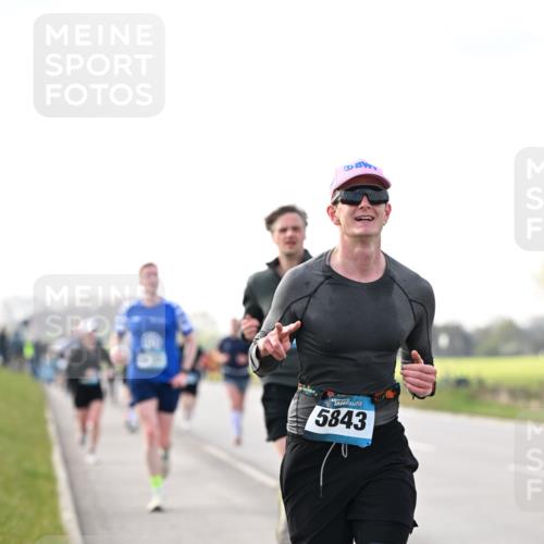 12.04.2026 - 45. Internationalen Wilhelmsburger Insellauf Dr. Thomas Lammeyer http://msf.ph/oto/9441773 12.04.2026 10:09:15 Laufen 5843 meine-sportfotos.de