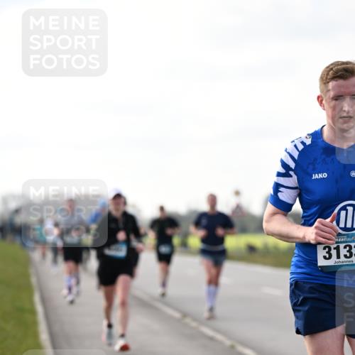 12.04.2026 - 45. Internationalen Wilhelmsburger Insellauf Dr. Thomas Lammeyer http://msf.ph/oto/9441800 12.04.2026 10:09:19 Laufen 3133 meine-sportfotos.de