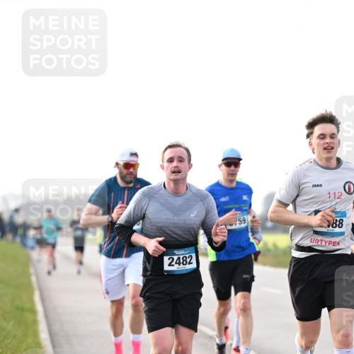 12.04.2026 - 45. Internationalen Wilhelmsburger Insellauf Dr. Thomas Lammeyer http://msf.ph/oto/9441829 12.04.2026 10:09:24 Laufen 2482, 112, 59, 88 meine-sportfotos.de