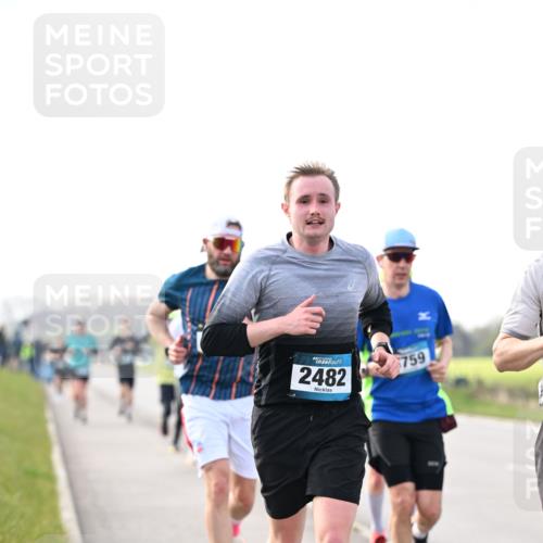 12.04.2026 - 45. Internationalen Wilhelmsburger Insellauf Dr. Thomas Lammeyer http://msf.ph/oto/9441833 12.04.2026 10:09:25 Laufen 4, 2482, 759 meine-sportfotos.de