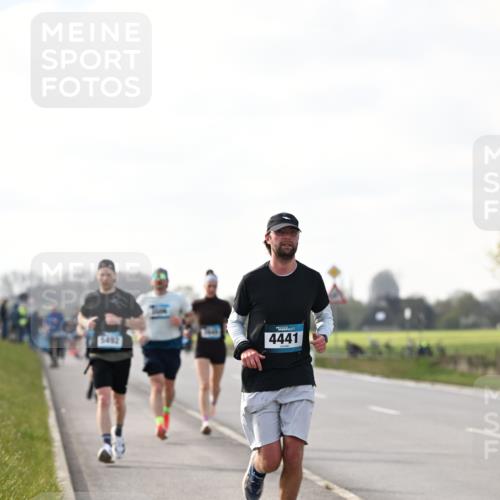 12.04.2026 - 45. Internationalen Wilhelmsburger Insellauf Dr. Thomas Lammeyer http://msf.ph/oto/9441898 12.04.2026 10:09:39 Laufen 5492, 4441 meine-sportfotos.de