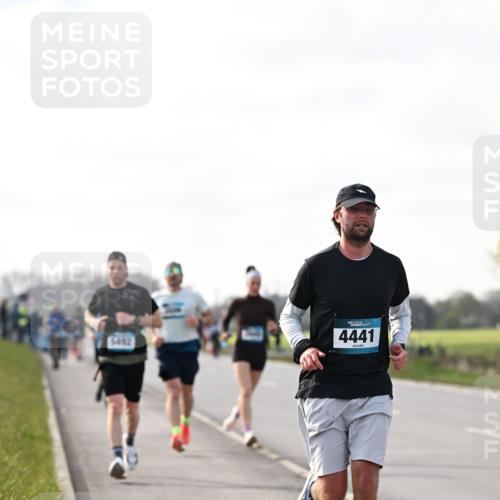 12.04.2026 - 45. Internationalen Wilhelmsburger Insellauf Dr. Thomas Lammeyer http://msf.ph/oto/9441903 12.04.2026 10:09:40 Laufen 4441 meine-sportfotos.de