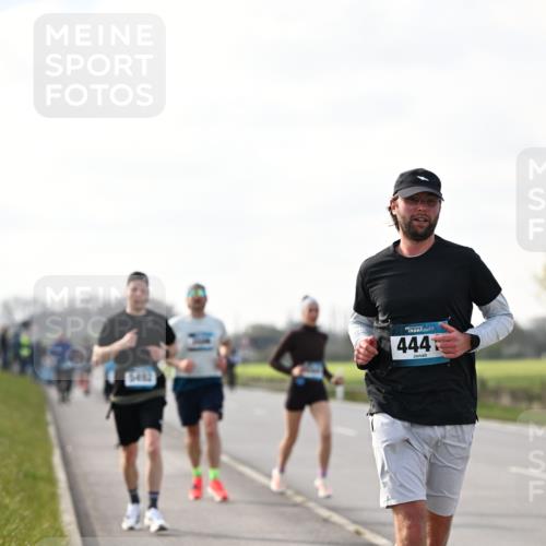 12.04.2026 - 45. Internationalen Wilhelmsburger Insellauf Dr. Thomas Lammeyer http://msf.ph/oto/9441905 12.04.2026 10:09:40 Laufen 444 meine-sportfotos.de