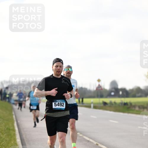 12.04.2026 - 45. Internationalen Wilhelmsburger Insellauf Dr. Thomas Lammeyer http://msf.ph/oto/9441917 12.04.2026 10:09:42 Laufen 4, 5492 meine-sportfotos.de