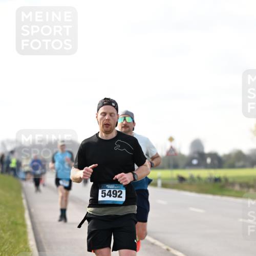 12.04.2026 - 45. Internationalen Wilhelmsburger Insellauf Dr. Thomas Lammeyer http://msf.ph/oto/9441920 12.04.2026 10:09:43 Laufen 5492 meine-sportfotos.de