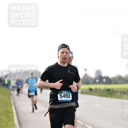 12.04.2026 - 45. Internationalen Wilhelmsburger Insellauf Dr. Thomas Lammeyer http://msf.ph/oto/9441922 12.04.2026 10:09:43 Laufen 45, 5492 meine-sportfotos.de