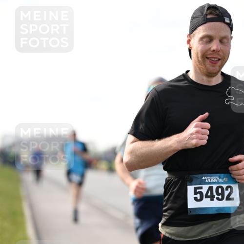 12.04.2026 - 45. Internationalen Wilhelmsburger Insellauf Dr. Thomas Lammeyer http://msf.ph/oto/9441931 12.04.2026 10:09:44 Laufen 45, 5492 meine-sportfotos.de