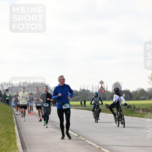 12.04.2026 - 45. Internationalen Wilhelmsburger Insellauf Dr. Thomas Lammeyer http://msf.ph/oto/9441958 12.04.2026 10:09:53 Laufen 1636, 2559, 4555, 4521 meine-sportfotos.de